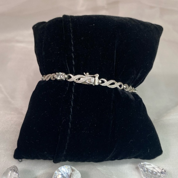 925 STERLING SILVER infinity CZ bracelet ♾️ - Picture 6 of 13
